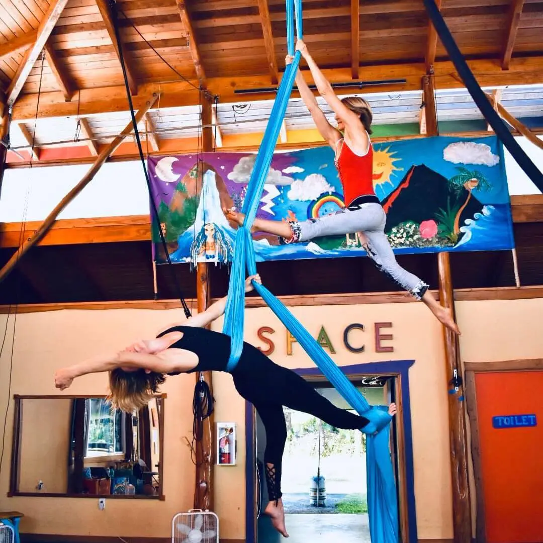  Silks & Sling with Ellen | Mixed Level, Ages 7+